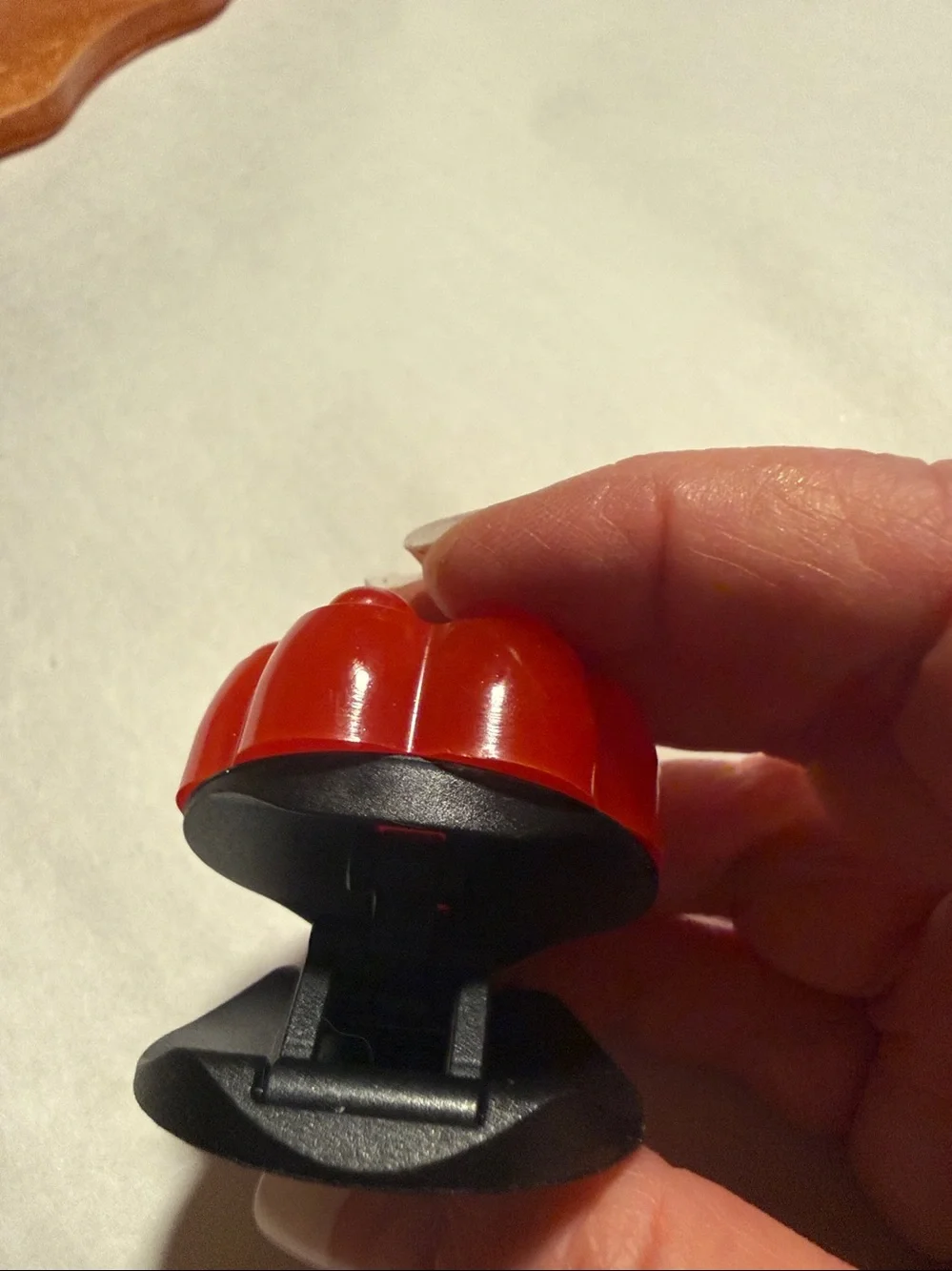 Red Shimmery Resin Paw Phone Grip - (Pop Socket type)